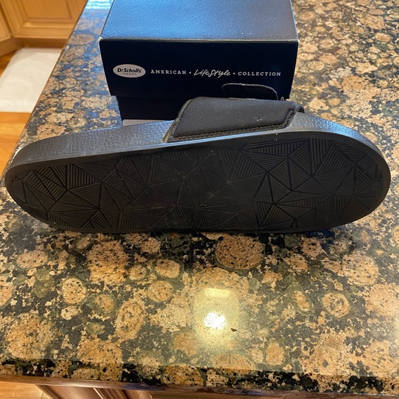 DR. SCHOLL'S Women's OG Pool Slides Poolside Black 10 in box like new - Picture 5 of 12
